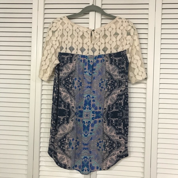 Anemi & Kin Short Sleeve Top - Picture 3 of 7